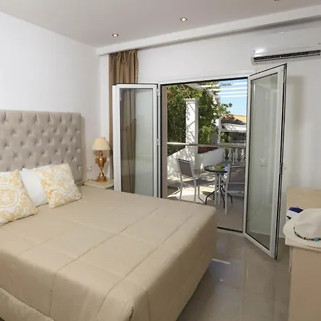 فندق Cavomarina Beach- Adults Only
