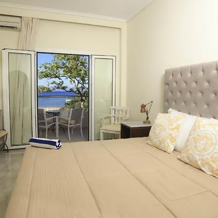 فندق Cavomarina Beach- Adults Only