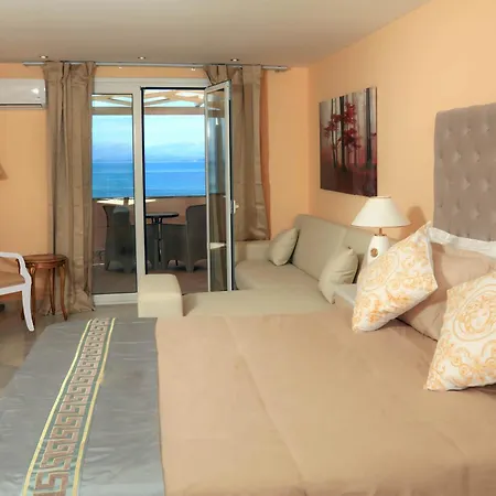 호텔 Cavomarina Beach- Adults Only 카보스