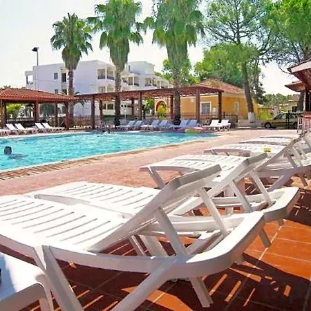 Ξενοδοχείο Cavomarina Beach- Adults Only